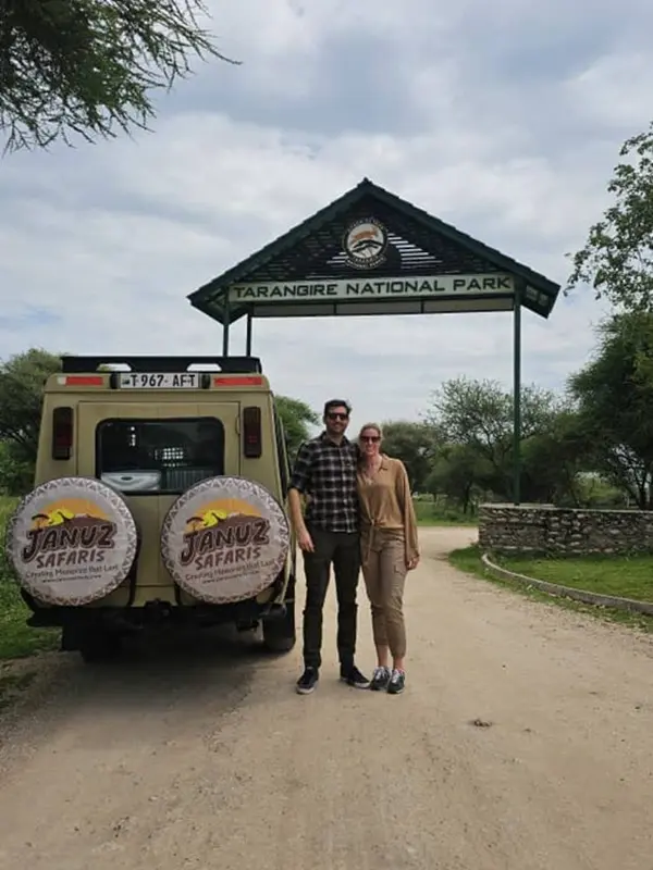 Honeymoon Safari Guide